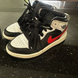 Air Jordan Mid Nike