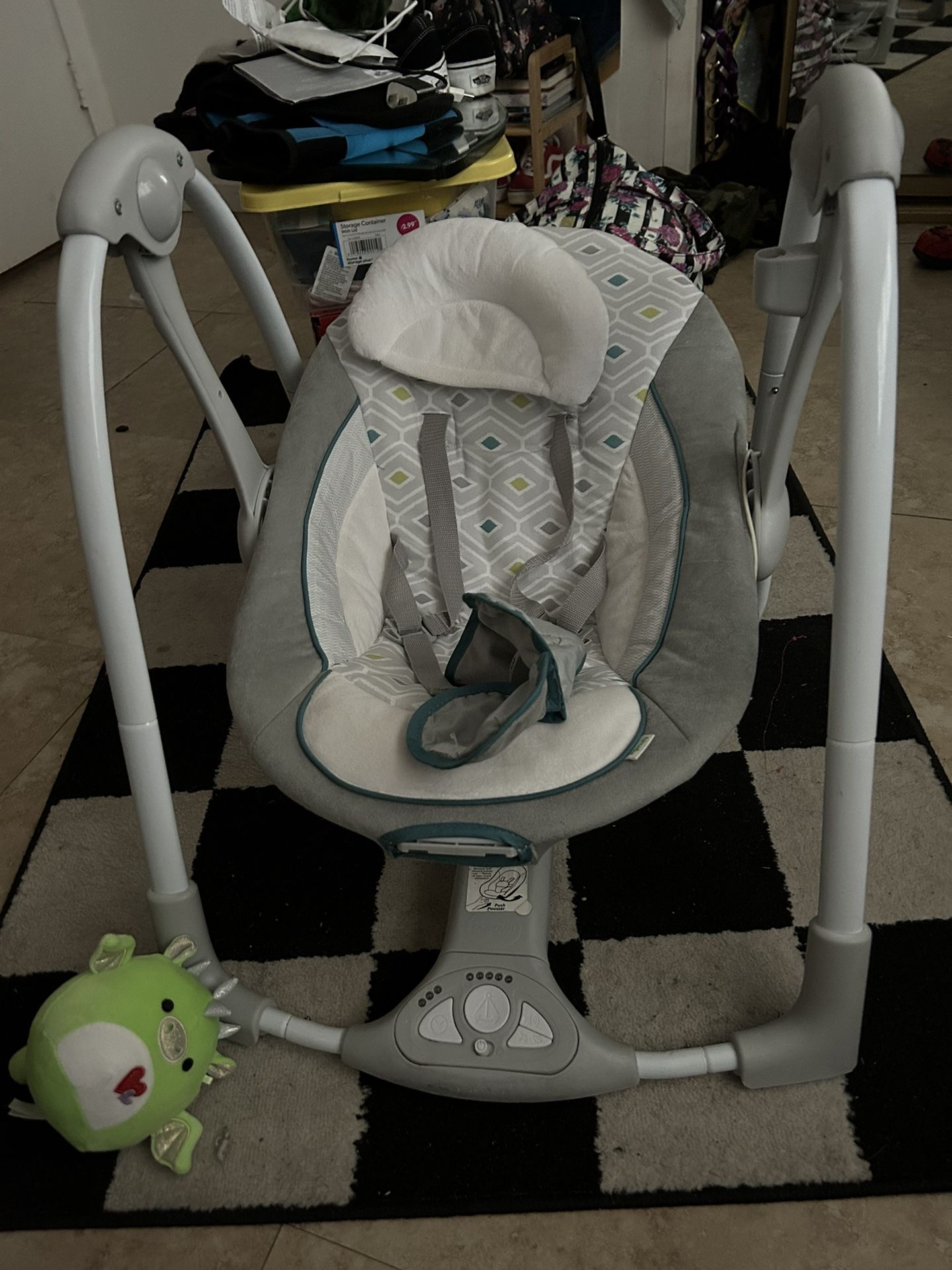Portable Baby swing/bouncer 