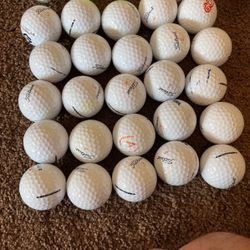 25 Mint 5A Titleist Velocity Golf Balls