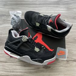 Size 8 Men’s/ 9.5 Women’s - Jordan 4 Retro Bred