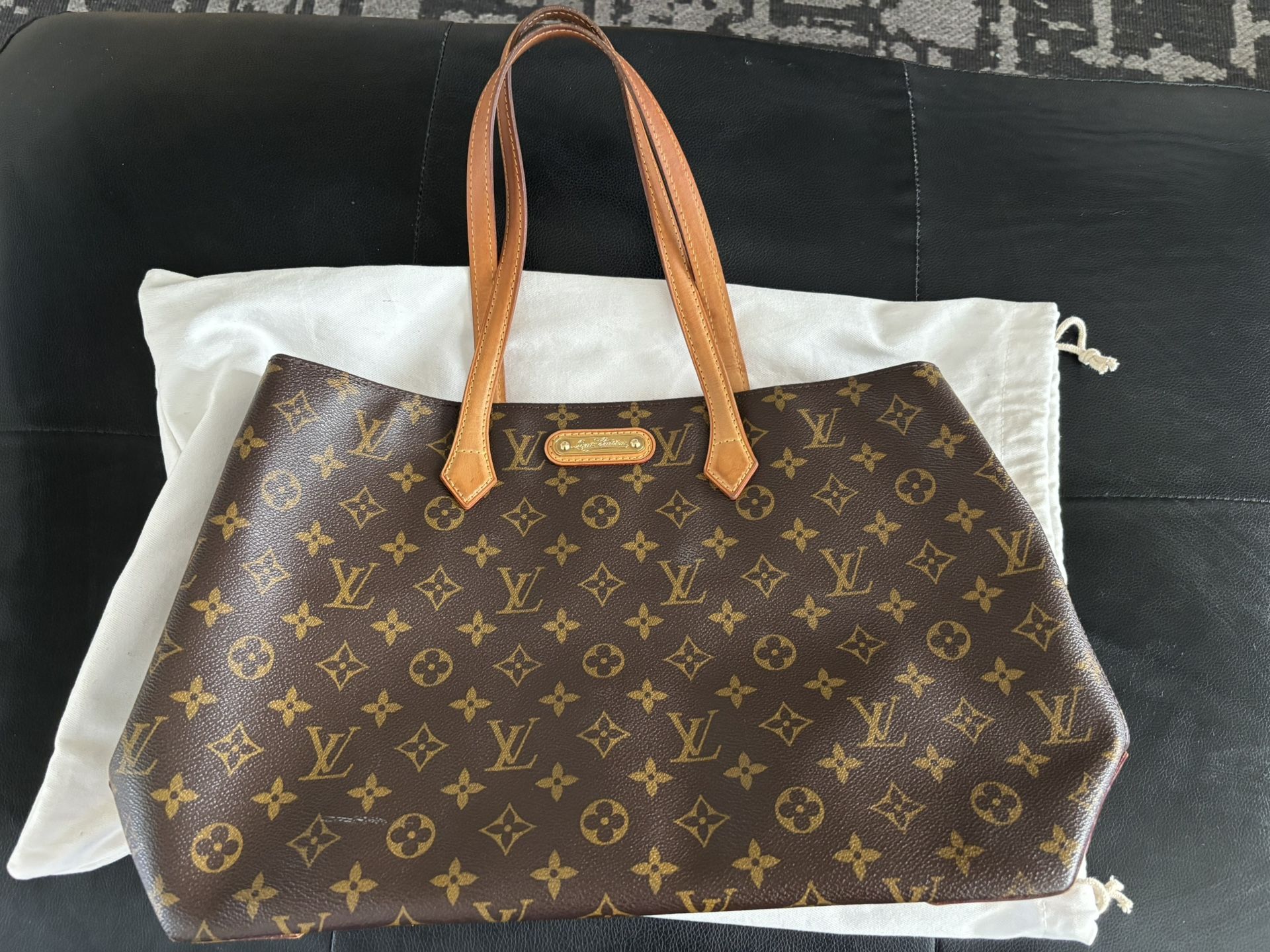 Authentic Louis Vuitton Tote Bag