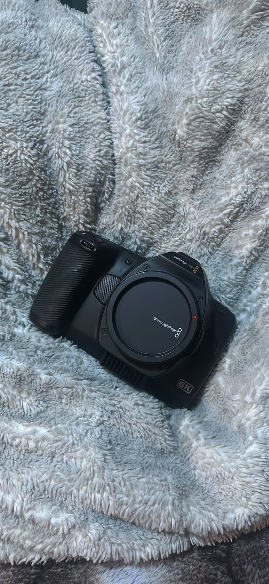 Blackmagic Design Pocket Cinema Camera 6K PRO