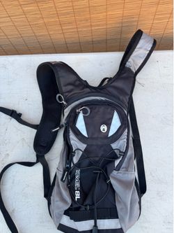 Coleman Revel 8L Hydration Packing