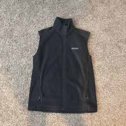 Men’s Columbia Vest