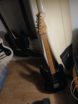 Squire 2 Electric Guitar By Fender 