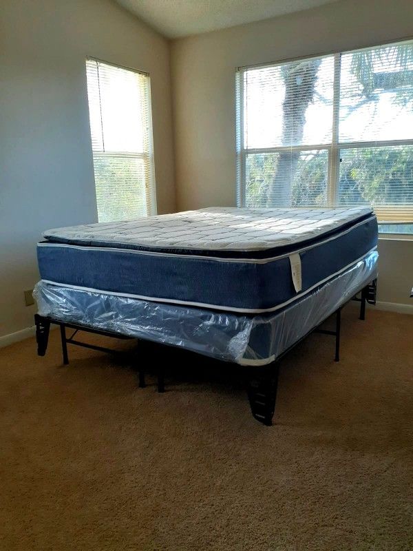 NEW Pillowtop QUEEN mattress & BOX spring. Bed frame not included on offer