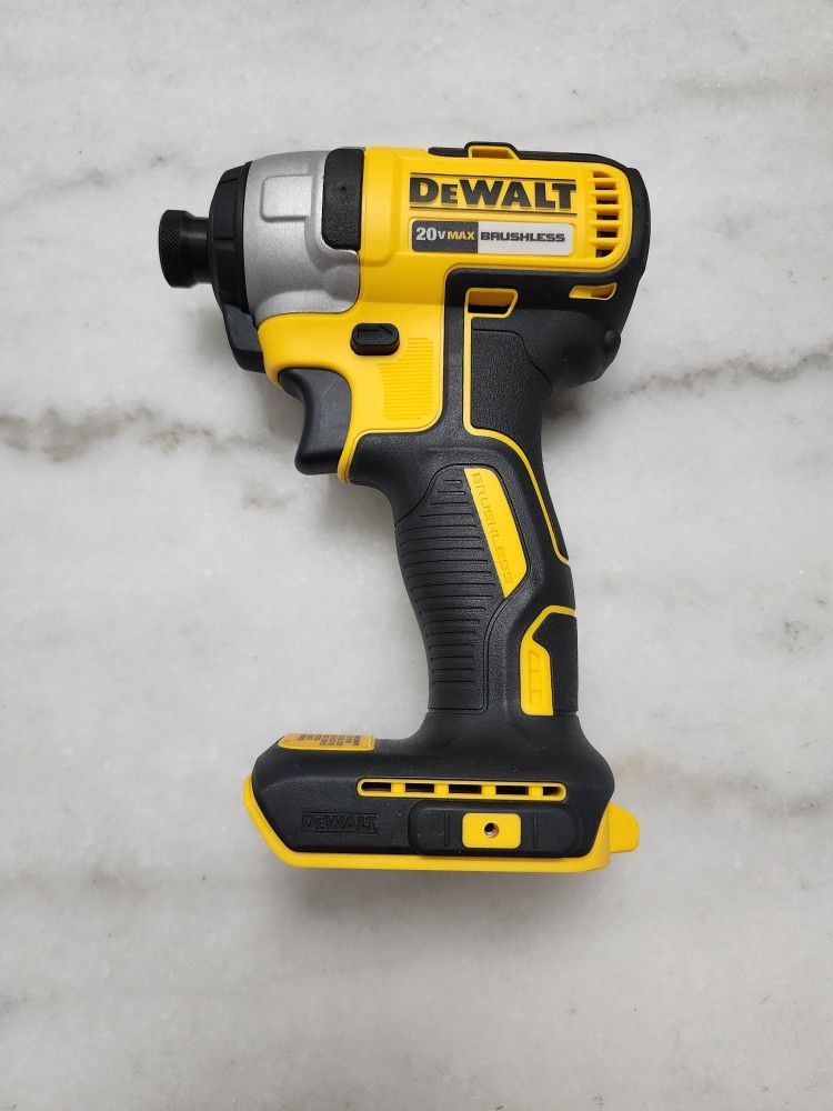 New Dewalt Impact Drill 20V