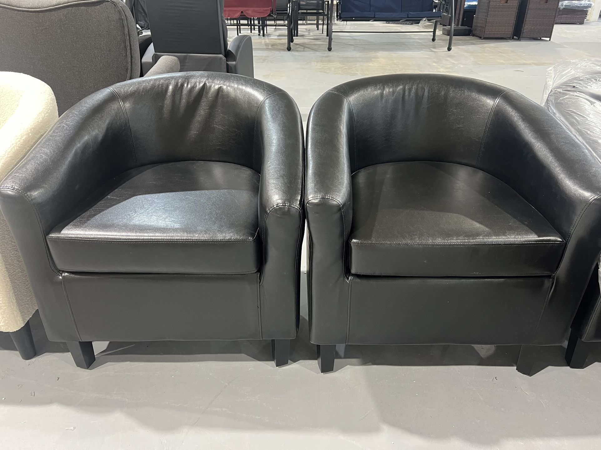 New Barrel Chairs Set of 2, Faux Leather Club Armchairs, PU Leather Accent Chairs with Soft Padded Seat for Living Room Bedroom Waiting Reading Room, 