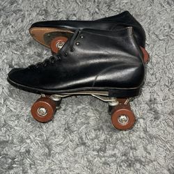 Vintage All Black Men’s Leather Size 12 Rollerskates