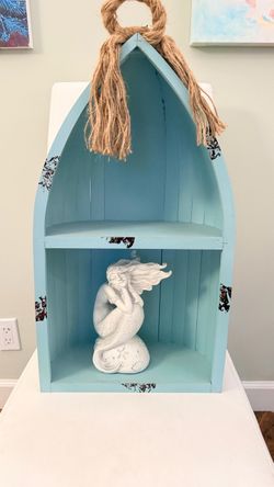 Nautical Boat-Shaped Wood Wall Shelf