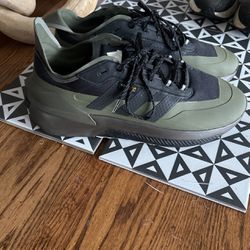 adidas Avryn Shoes 'Green Black' IG2374
