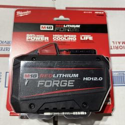Milwaukee M18 18V Lithium-Ion REDLITHIUM FORGE HD 12.0 Ah Battery Pack 