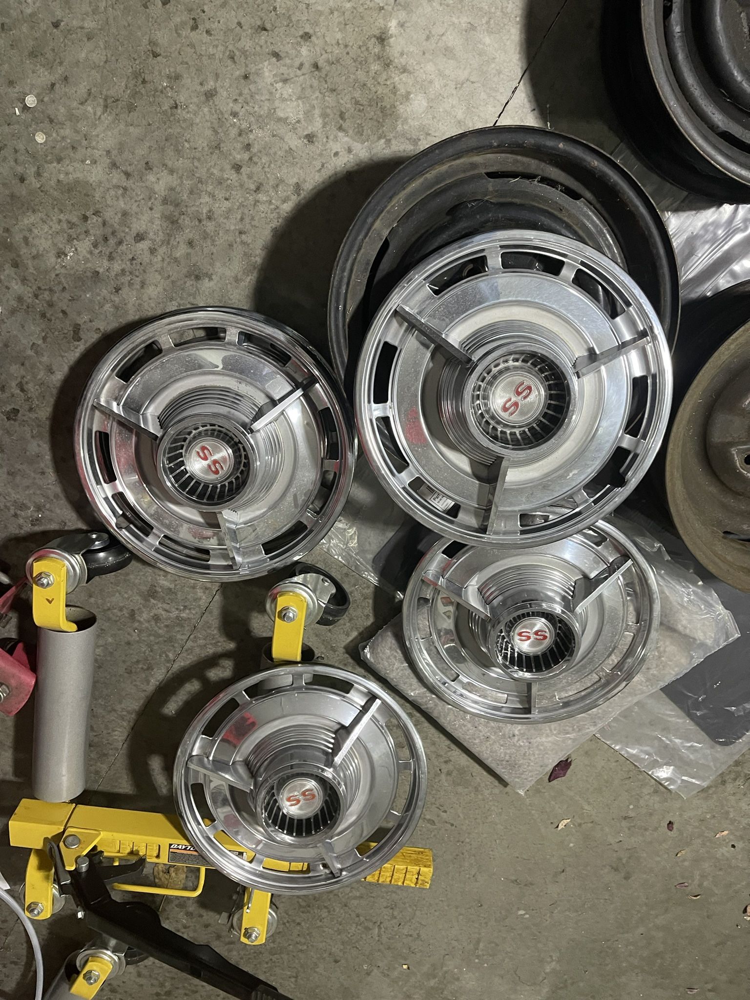 4 Hubcaps Off A 63 Nova SS 14”
