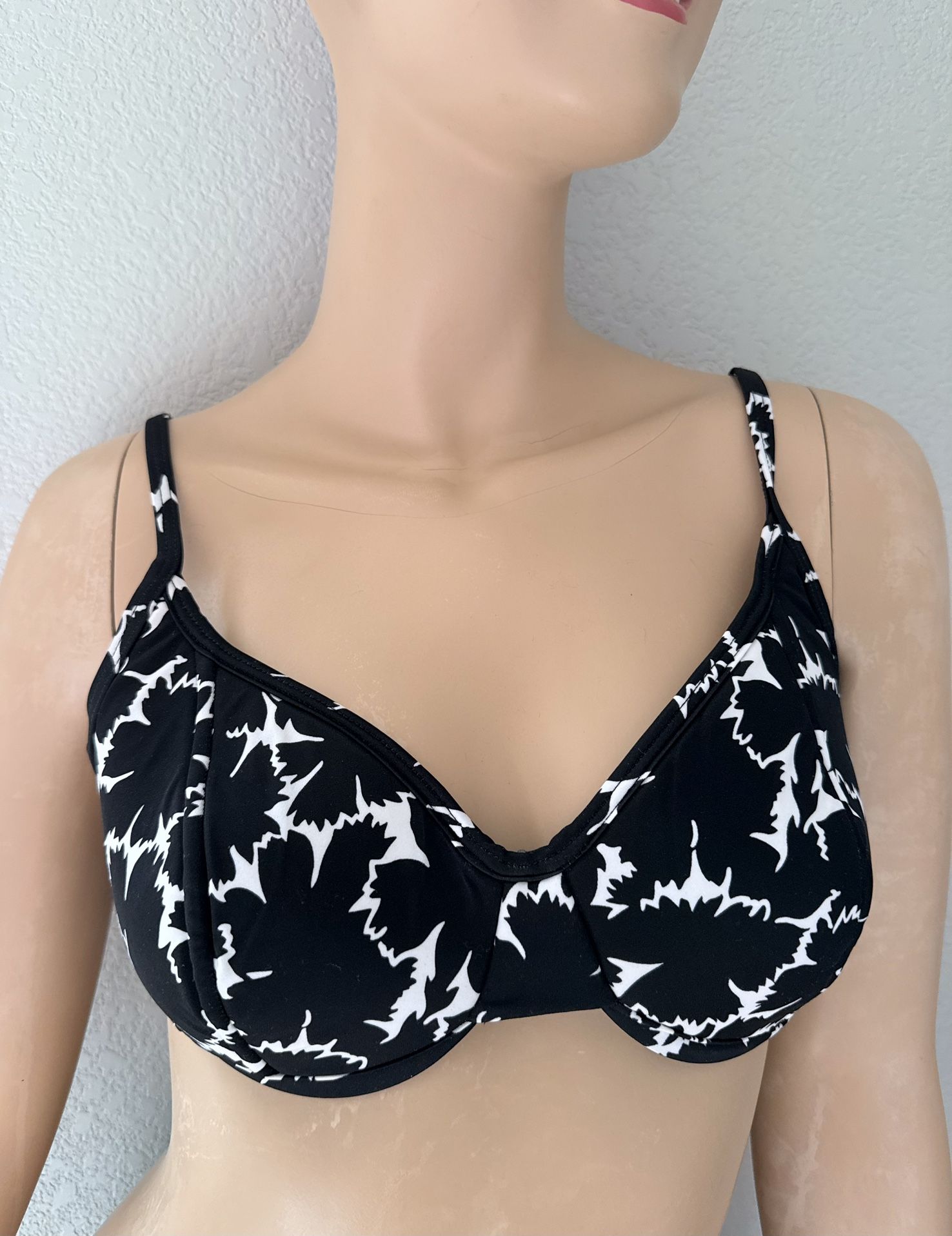 NEW Vintage Carabella Bikini Top Black White Floral Underwire Sz 10 Made Mexico
