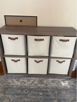 Storage Cube w/ Bins