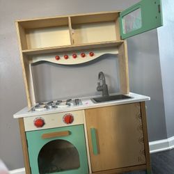 Toddler Kitchen 
