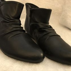 Array Women’s Black Booties Size 6 1/2 M. REDUCED!