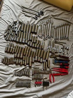 262 piece tool set