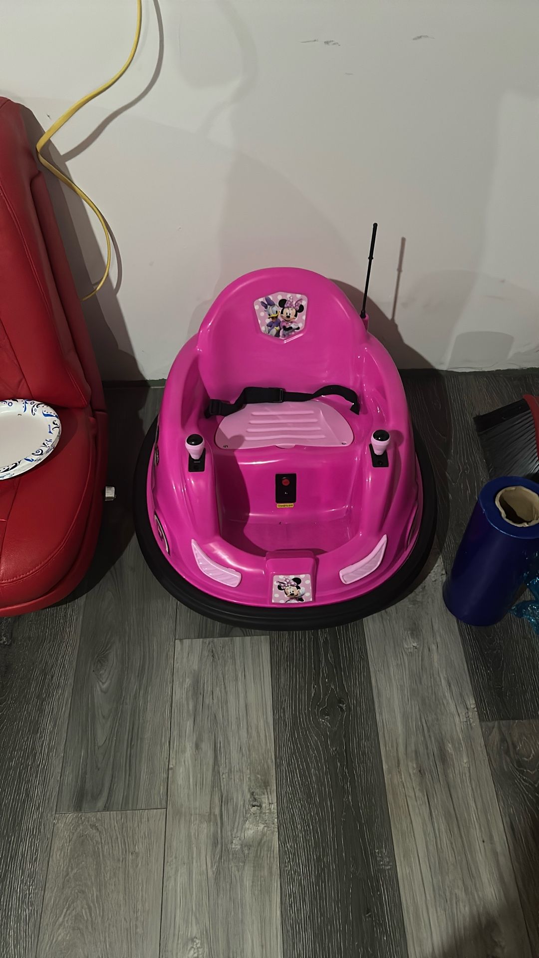 Minnie Mouse Sit In Seat 