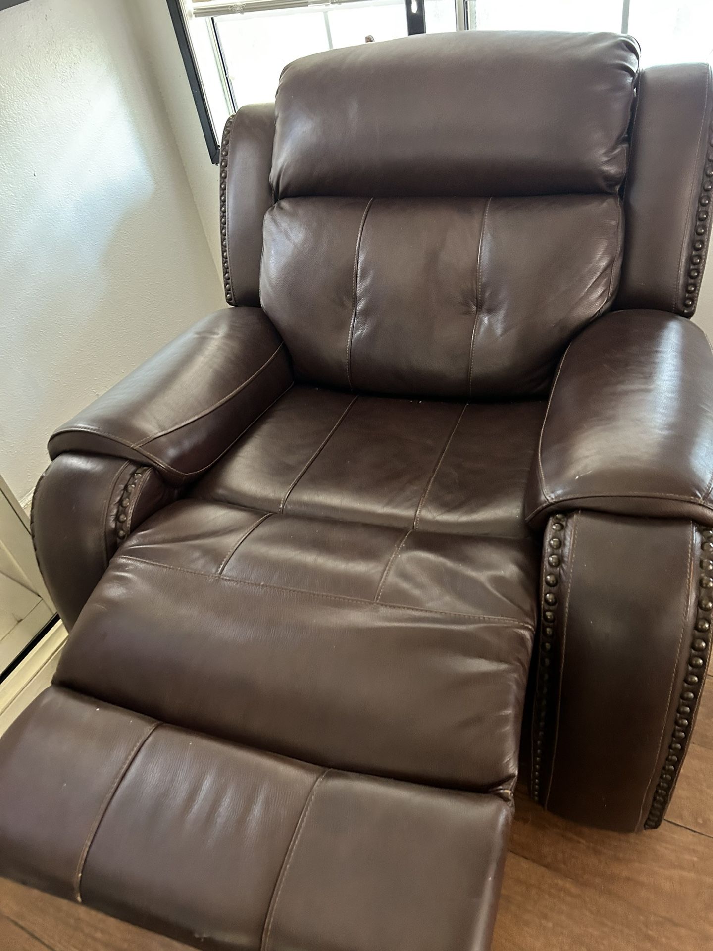 Single Leather Recliner sofa