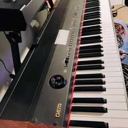 Vintage Keyboard W/Waited Keys. Midi Capable