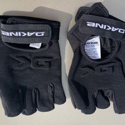 DAKINE BOUNDARY HALF FINGER BIKE GLOVES MEN'S, WOMEN’S