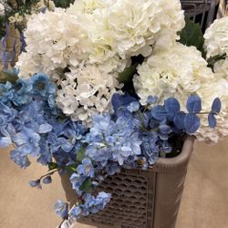 Wedding Items ( New And Used)