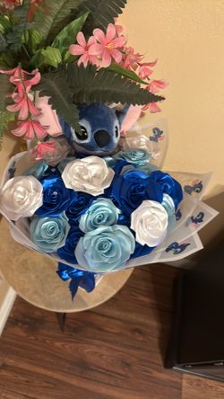 Blue and white stitch bouquet