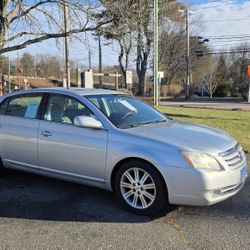2006 Toyota Avalon Limited 