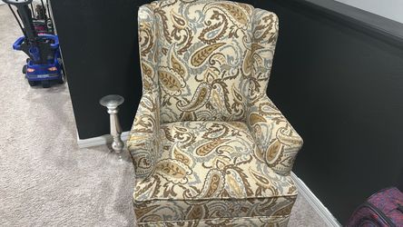 Accent chair