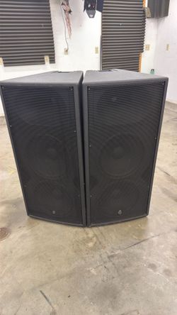 Yorkville Pulse TL3252 PA Speakers - Dual 15" - 1000W - Made in Canada
