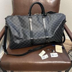 Louis Vuitton Keep all Dufflebag