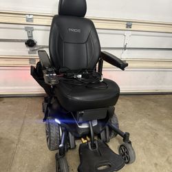 Electric Wheelchair 