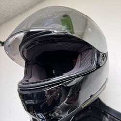 Shoei RF-1200 Like New Rarely Used Spare Helmet Large