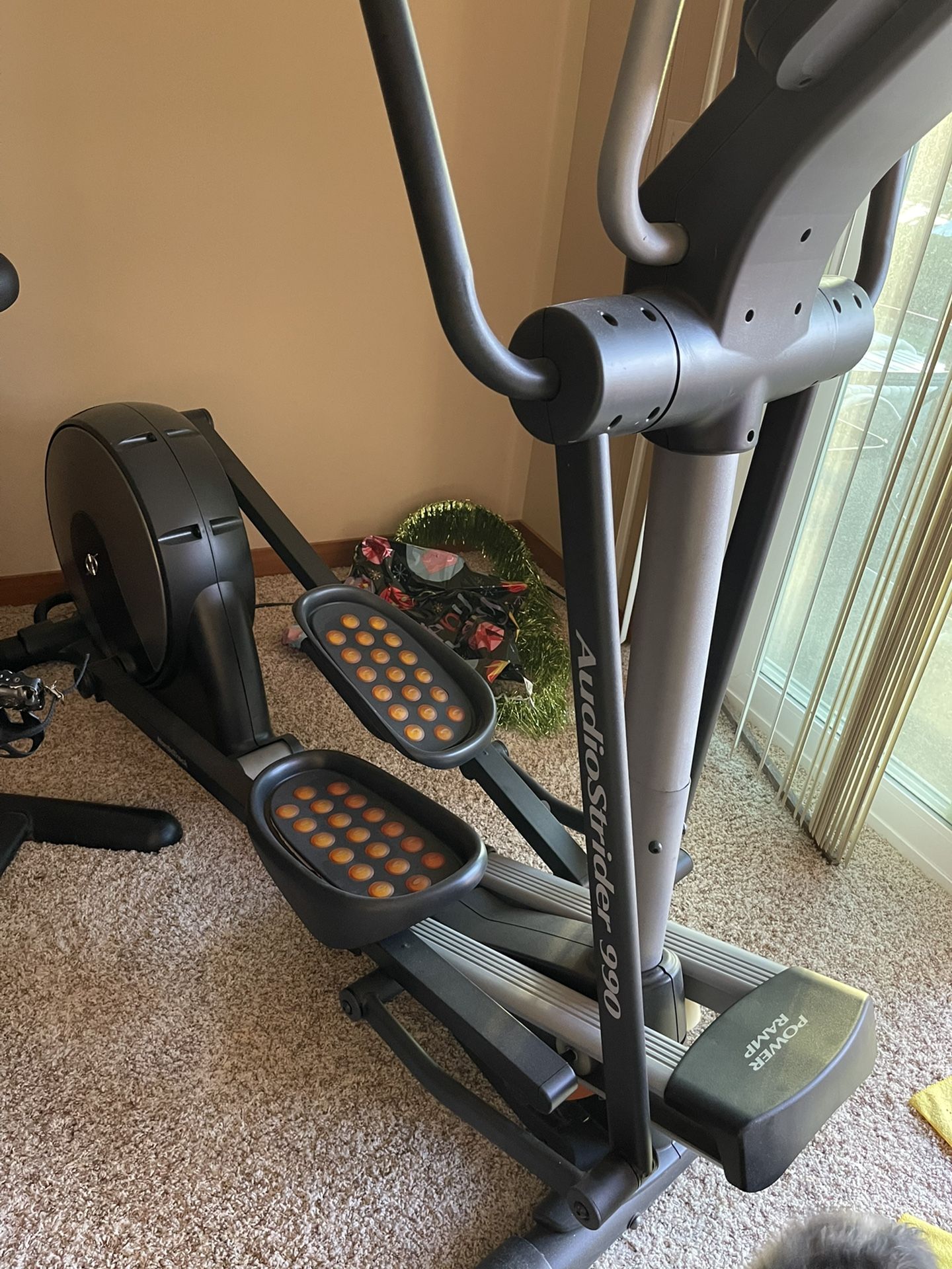 NordicTrack Audiostrider 990 Elliptical