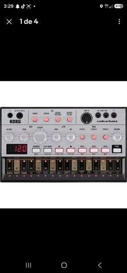 Korg volca bass Analog Bass Machine Groove Box Analog Synthesizer Loop Sequencer