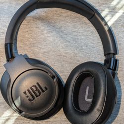 JBL Tune 760NC Wireless Headphones 