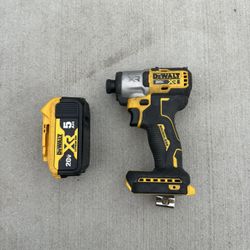 Dewalt Impact Drill with battery 5ah.