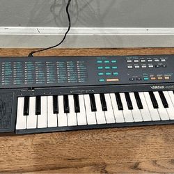 Yamaha Piano - Exceptional Music Quality and Build for Piano Fans set fill