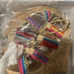 Never Worn Steve Madden Wedges 