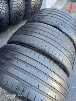 3 used tires 255 40r20 Hankook Evo $150.00
