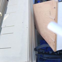 Wood Grain Hardie Plank Staggered Shingled Version