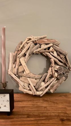 Driftwood Wreath Wall Decor