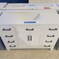 48 in. W x 22 in. D in Single Bath Vanity in White Shaker with Marble Top in White  $749 