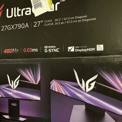 LG UltraGear OLED 27” 480 Hz Gaming monitor