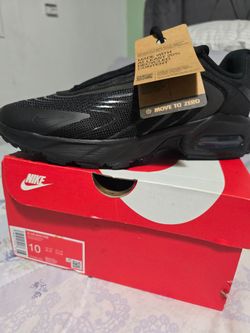 Woman nike shoes