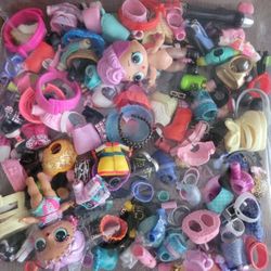 L.O.L. Dolls & 100+ Accessories!