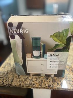 Keurig K-Mini Coffee Maker – Brand New (Green)