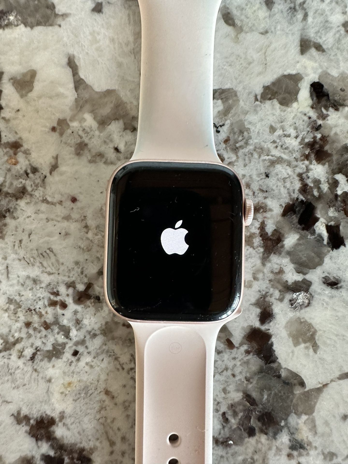 Apple Watch 5 44mm Used for Sale in Redmond, WA OfferUp