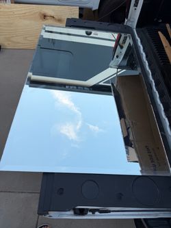 Mirror glass **Free 30in x 48 in